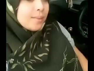 bahagian virus Gadis bertudung 12
