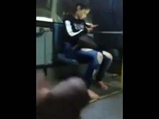 迪克闪光灯和手淫对总线