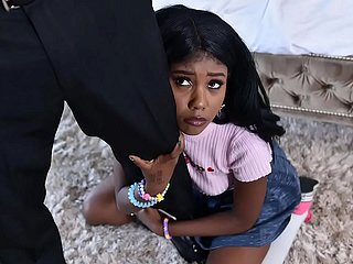 Hitam pengasuh mendapat masturbasi tertangkap - porno hitam