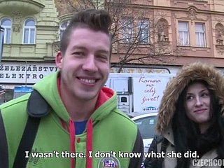 Czech seks foursome untuk wang
