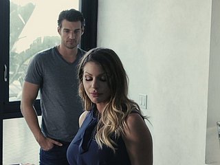 babe Bodacious Brooklyn Chase adalah berkasih sayang dengan kekasih barunya