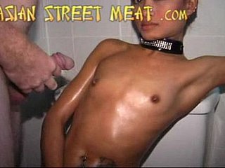 تھائی clit پیشاب 5.