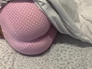 Mom's boyfriend fucked me relating to my virgin ass. FeralBerryy