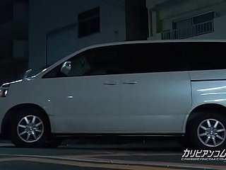 仕事終わりのキャバ嬢を送迎の運転手と結託してヤリまくる！