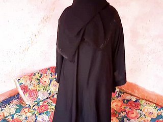 Pakistani hijab girl down fast fucked MMS hardcore