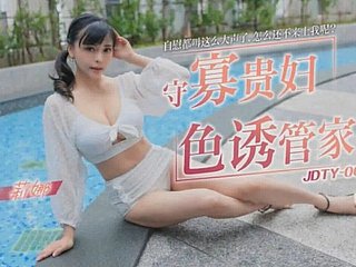 Vợ châu Á có sức quyến rũ người quản gia trong khi chồng không ở nhà - chồng cockold