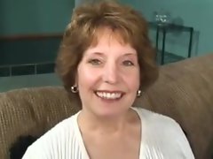 Yaşlı MILF Amy Baneful Bushwa Enjoys