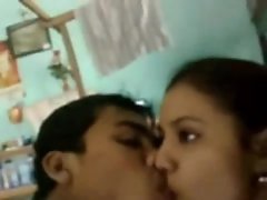 Adolescentes em casa