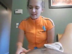18ans ancienne Lilliputian amie poilu petit ami putain