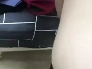在 COVID-19 爆发期间，我操了一个熟女