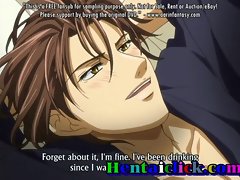 Sexy hentai musculaire hardcore homme jubilant dans lassie lit