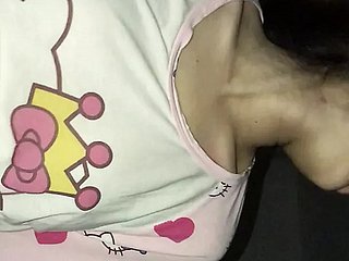 สาวจีนขาสั้นในชุดนอน 1