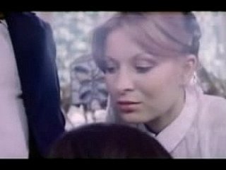 Vídeo de iciness famosa escuela de mamadas