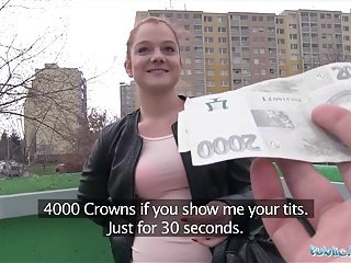 وكيل الجمهور الأبرياء فتاة تبحث الزنجبيل مارس الجنس على سيارة