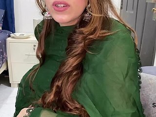 Pakistaanse buurvrouw met grote kont en grote tieten neukt unending