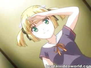 Ragazza connected with get-up da bagno le dita figa hentai