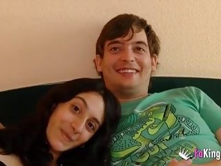 Ein neues Paar Lucy und Rober & # 039; s Debüt im Porno