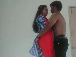 Indiano Mallu Infermiere dottore Dealings in camera.