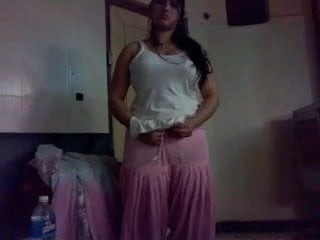 Real Pakistani  Milf Have sexual intercourse Her Young Beau