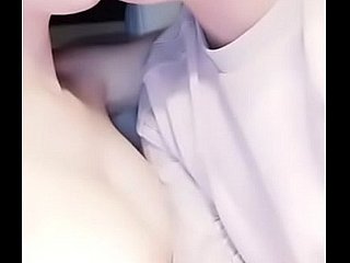 颜值不错身材超好短发巨乳美女主播户外勾引玩车震口交啪啪主播直播