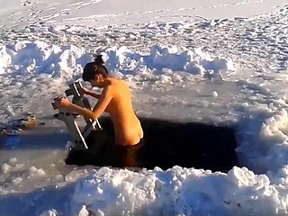 Украина, Крещенские купания