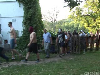 150 lelaki gangbang pt 1