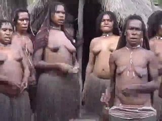 アフリカの女性トップレス