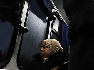 Wanita tidak boleh berhenti melihat bonjol